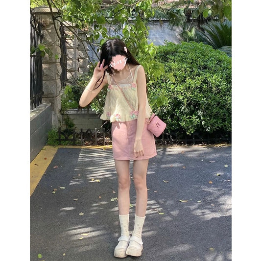 Summer's new style of sweet and spicy little man wears a girly age-reducing camisole pink short skirt two-piece suit