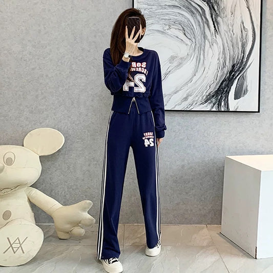 Sports and leisure suits women's autumn 2022 new western style fashionable thin sweater wide-leg pants bomb street explosion style two-piece suit