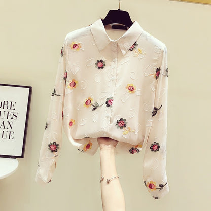 Embroidered shirt women's 2022 early autumn new design sense niche shirt long-sleeved small fresh all-match temperament top trendy