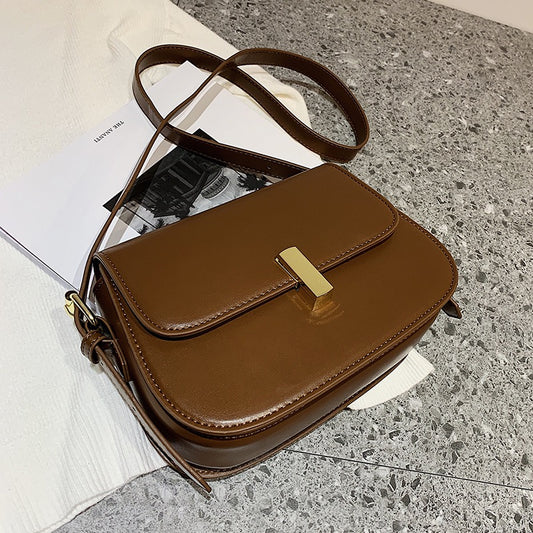 This year's popular bag women's 2022 new trendy fashion retro Messenger bag all-match popular popular explosive niche shoulder bag