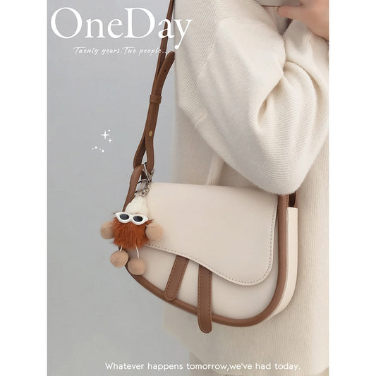This year's popular niche bag women's 2022 new fashion all-match armpit bag retro high-quality crossbody saddle bag