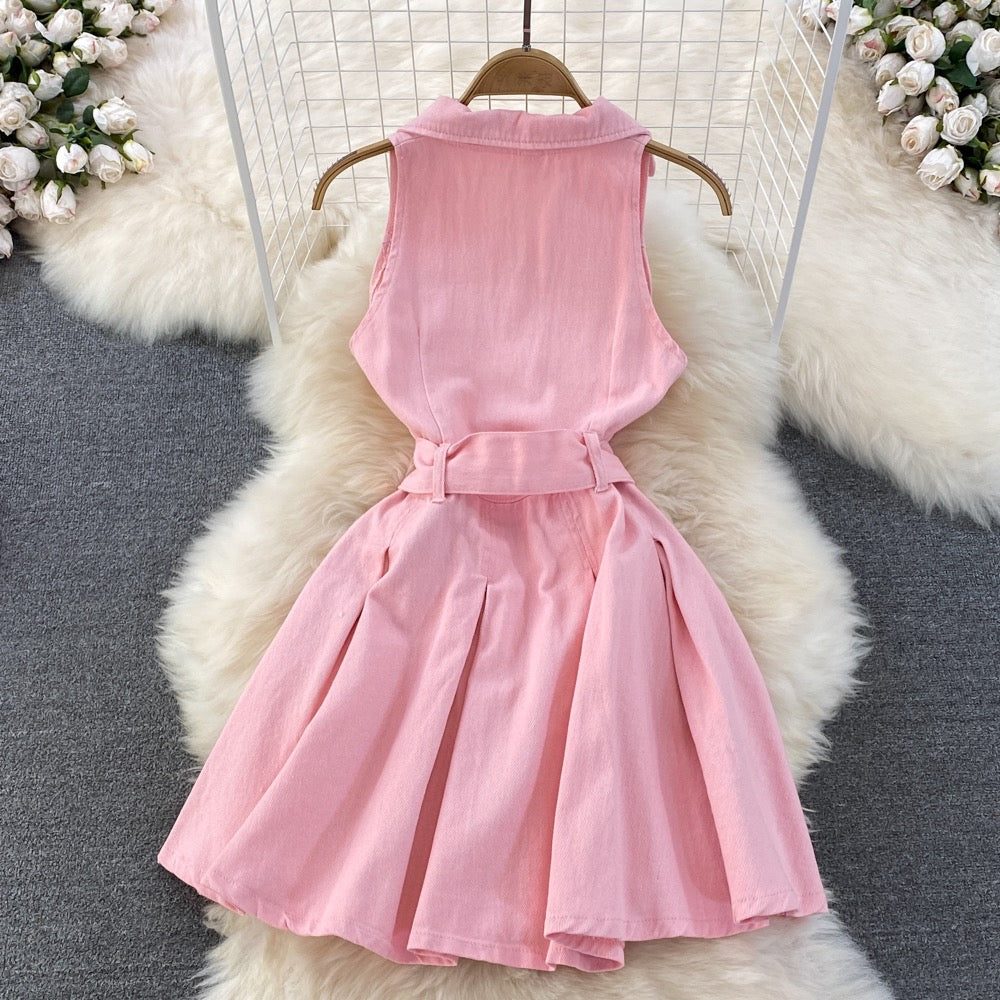 Summer hot girl sexy denim skirt design sense hanging neck waist short section small a-line fluffy pleated dressy