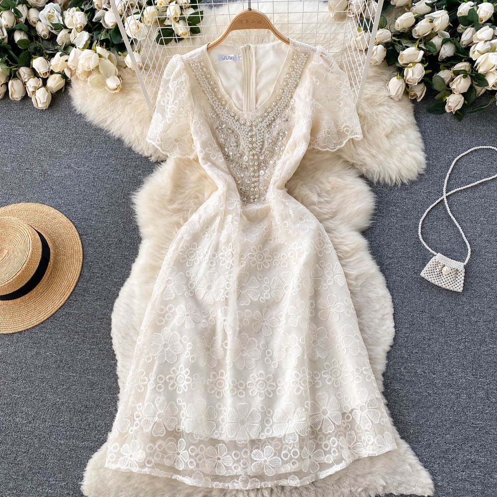 Light luxury niche high-end banquet evening dress tea break French retro V-neck waist slimming ladylike dress