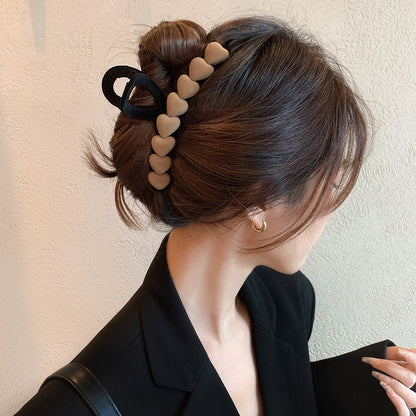 Ulterior motives ~ love velvet clip autumn and winter women's 2022 new large hair clip high-end Internet celebrity shark clip