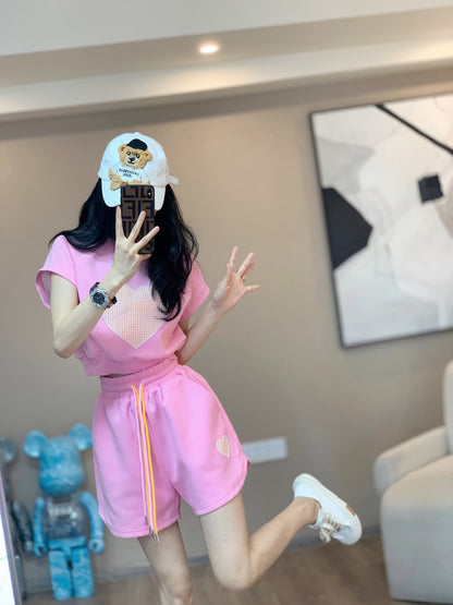 In the summer of 2022, the new style of small fragrance, fashion, foreign style, age reduction, casual, small sports shorts, two-piece suit, female