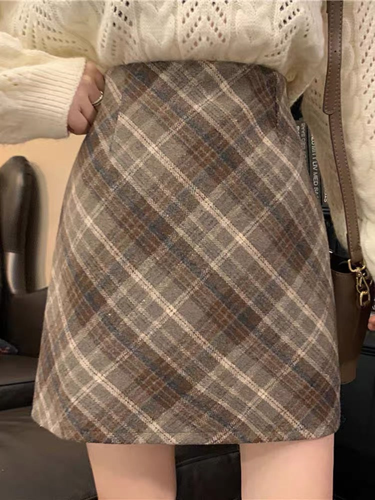 Plaid woolen a-line skirt ladies autumn and winter 2022 new package hip skirt small tall waist thin short skirt