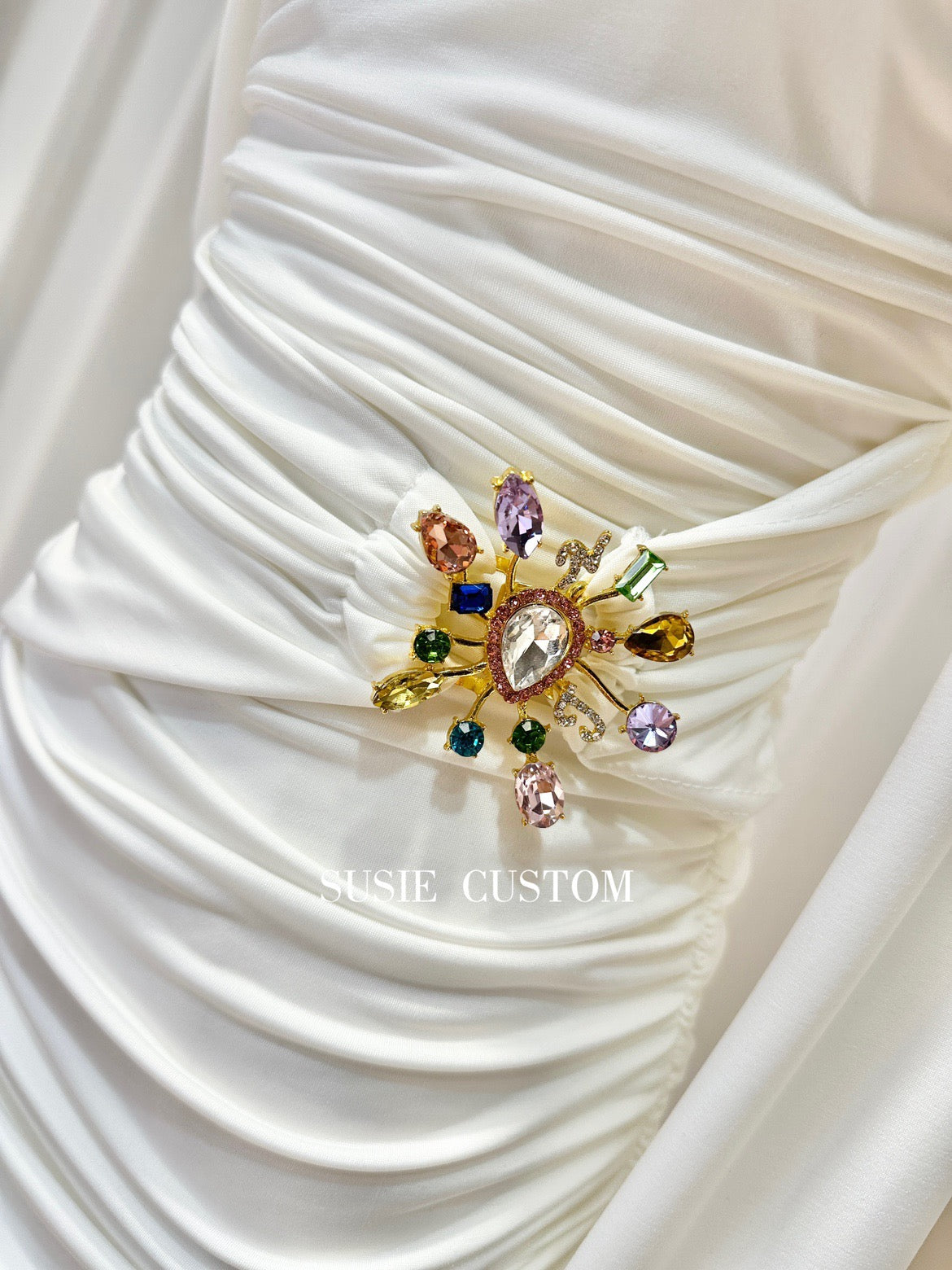 High custom design V-neck strapless dress