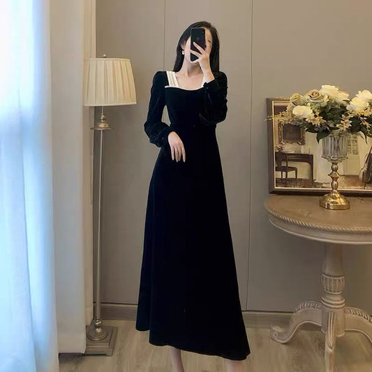 Black velvet dress women's 2022 early spring new French retro square collar Hepburn temperament waist and thin long skirt