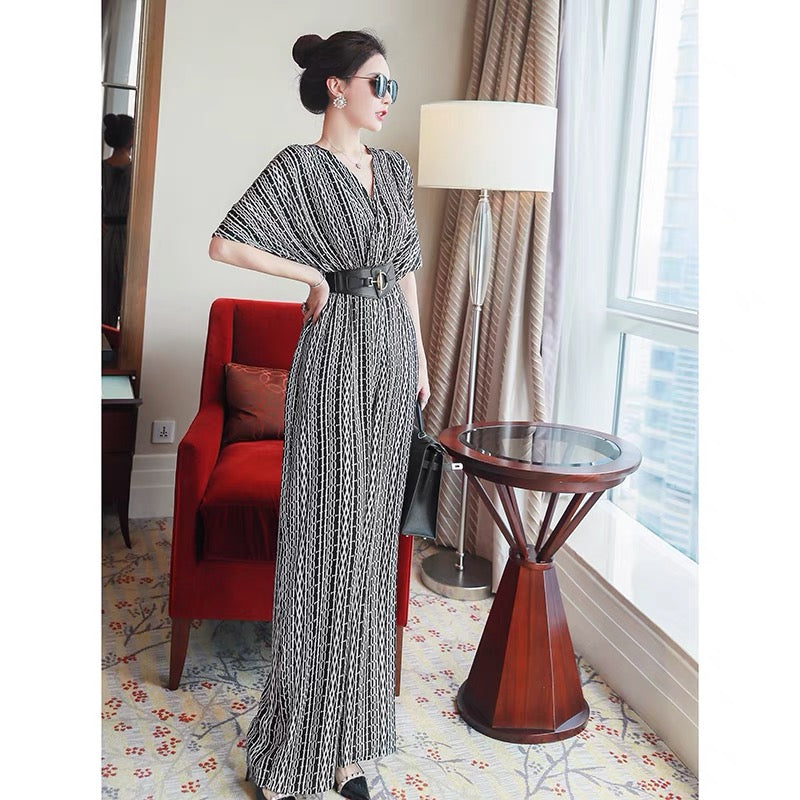 2022 new women's summer temperament jumpsuit goddess fan high-end printing waist loose wide-leg pants ladies jumpsuit