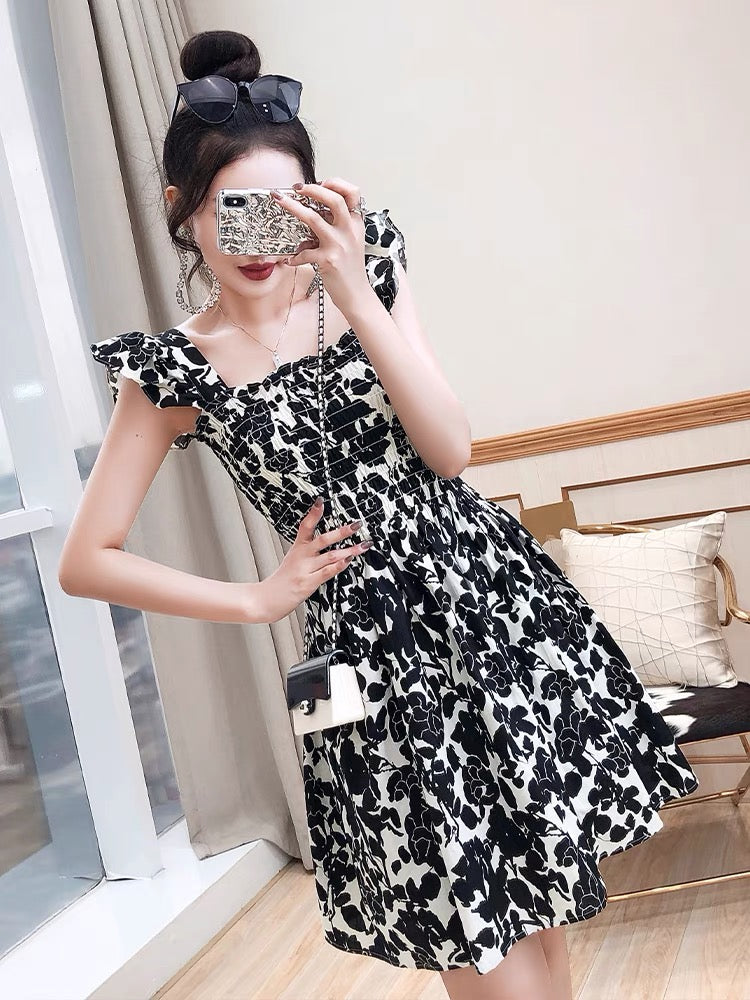 Skirt fairy summer women's 2022 new summer dress small a-line sexy squ Lee Nhi Boutique Skirt fairy summer women's 2022 new summer dress small a-line sexy squ Lee Nhi Boutique