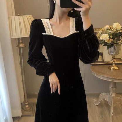 Black velvet dress women's 2022 early spring new French retro square collar Hepburn temperament waist and thin long skirt