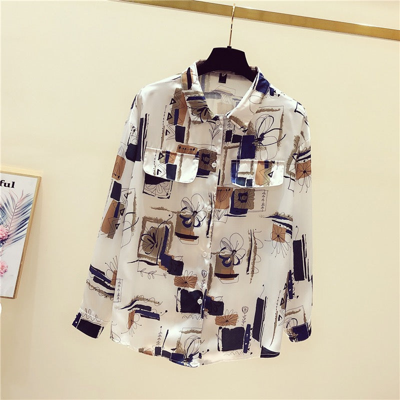 Retro Hong Kong style shirt women 2022 new summer Korean version loose design sense niche shirt sun protection top tide
