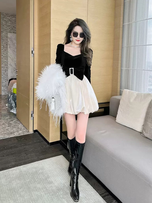 European station cold wind high-quality temperament thin a-line skirt 2022 early autumn new women's sweet velvet dress 1559