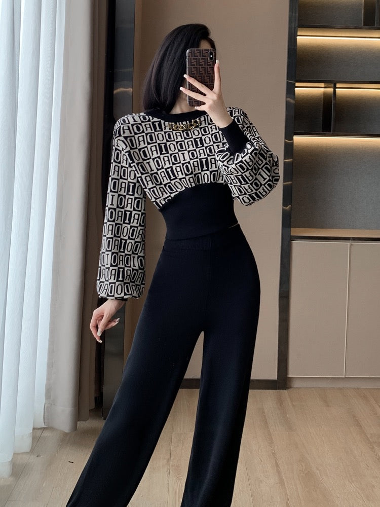 Xiaoxiangfeng Knitted Casual Fashion Suit Women's Autumn and Winter Waist Reduction Age Temperament Ladies Wide-leg Pants Two-piece Western Style