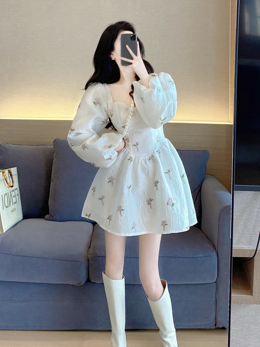 Palace wind dress women's spring dress 2022 new waist waist temperament sweet French square collar puff sleeve a-line skirt 2020