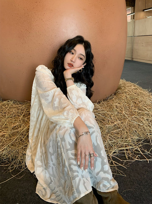 Ren Xiaoyi rice white jacquard skirt tea break French v-neck dress female niche design loose doll skirt spring