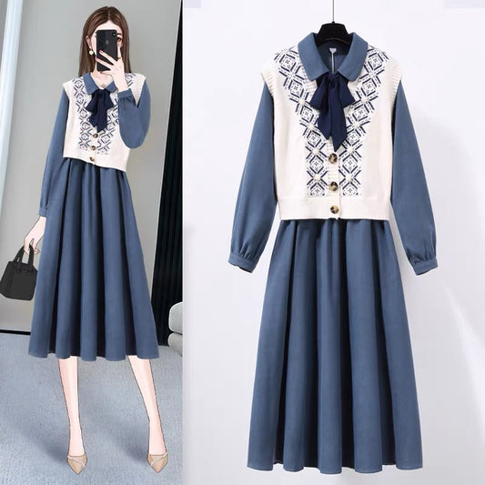 Corduroy dress 2022 early autumn new French temperament goddess Fan Chuqiu long-sleeved vest two-piece suit