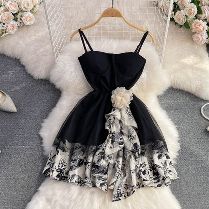 .Tube top suspender skirt summer retro temperament national style ink floral mosaic receiving waist thin A-line fluffy dress