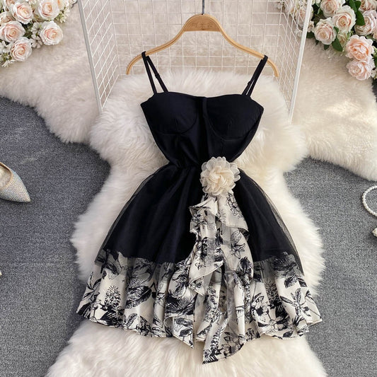 .Tube top suspender skirt summer retro temperament national style ink floral mosaic receiving waist thin A-line fluffy dress