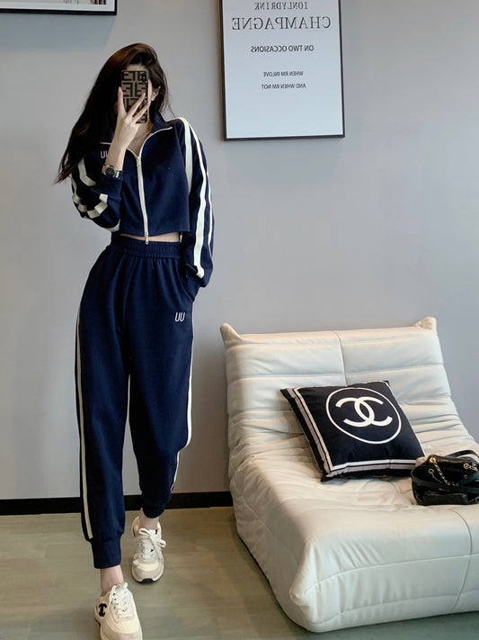 Casual suit women's autumn 2022 new style small fragrance fashion fried street small sports trousers two-piece trendy