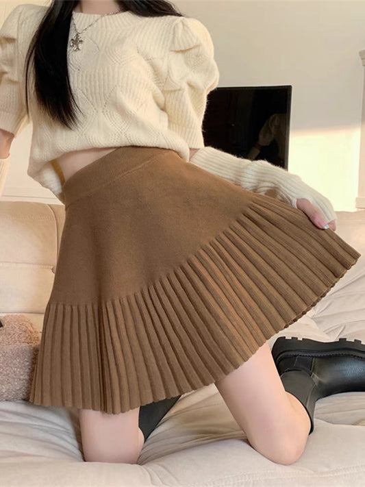 Knitted pleated skirt women's autumn and winter 2022 new hot girl style A-line skirt small person looks thin and high waist skirt