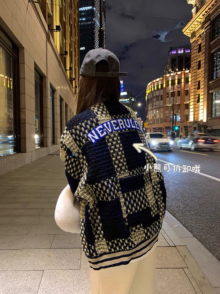 Xiaoxiangfeng baseball jacket women's autumn and winter loose American tide brand design sense plaid bear jacket oversize
