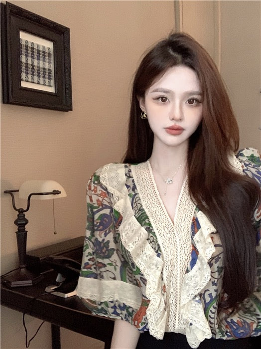 Sweet ruffled long-sleeved shirt women's spring age-reducing lace stitching v-neck design niche shirt top