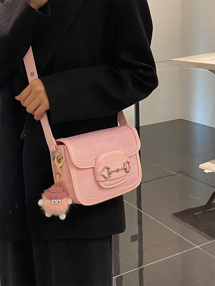 High-end underarm saddle bag 2023 new embossed crocodile pattern shoulder bag fashion trendy messenger bag female small bag