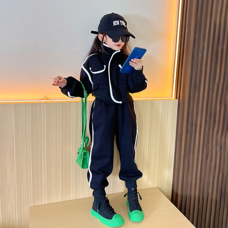 Girls' small fragrance suit stand collar 2022 girls autumn and winter new style foreign style fashionable casual plus velvet two-piece suit to keep warm