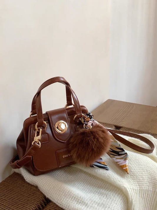 Nanfeng Chio2nd Nagoya handbag women's popular this year's popular retro commuter small bag shoulder messenger bag
