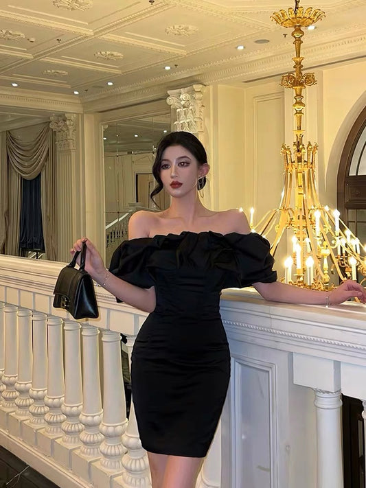 Light luxury one-shoulder black dress female summer Hepburn style temperament niche chic fishbone waist banquet dress 4269
