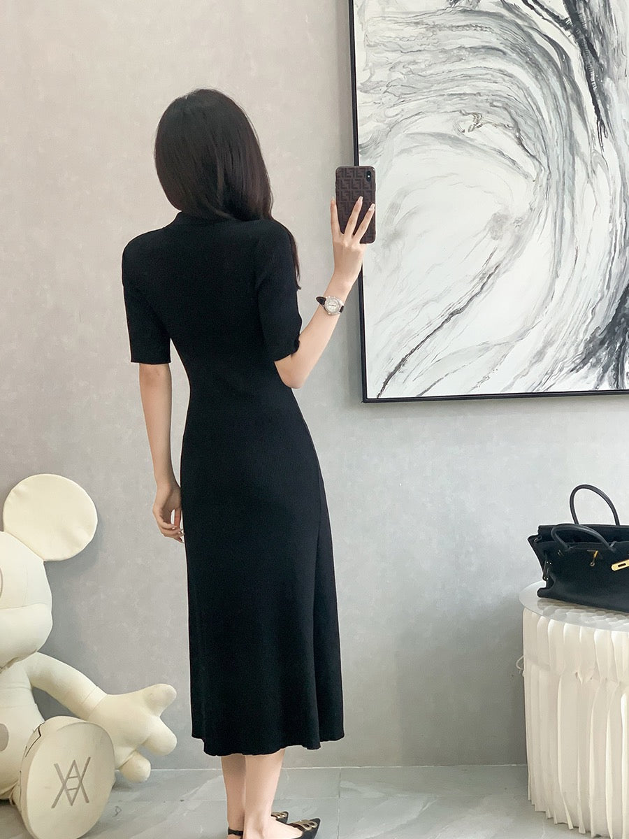 2023 summer new tea break French style polo collar black dress women's knitted short-sleeved design sense slit long skirt