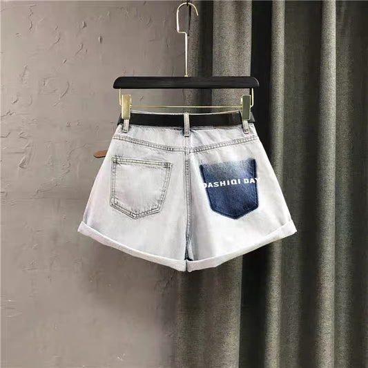 Light blue denim shorts women's curly pants autumn 2022 new loose large size contrast color pocket A-line hot pants Q133