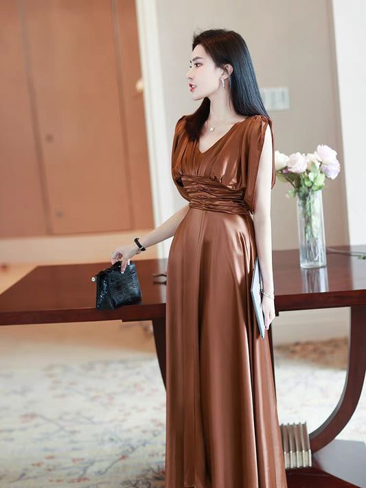 French elegant high-end dress 2022 new women's summer skirt ladies v-neck acetate satin waist-length dress