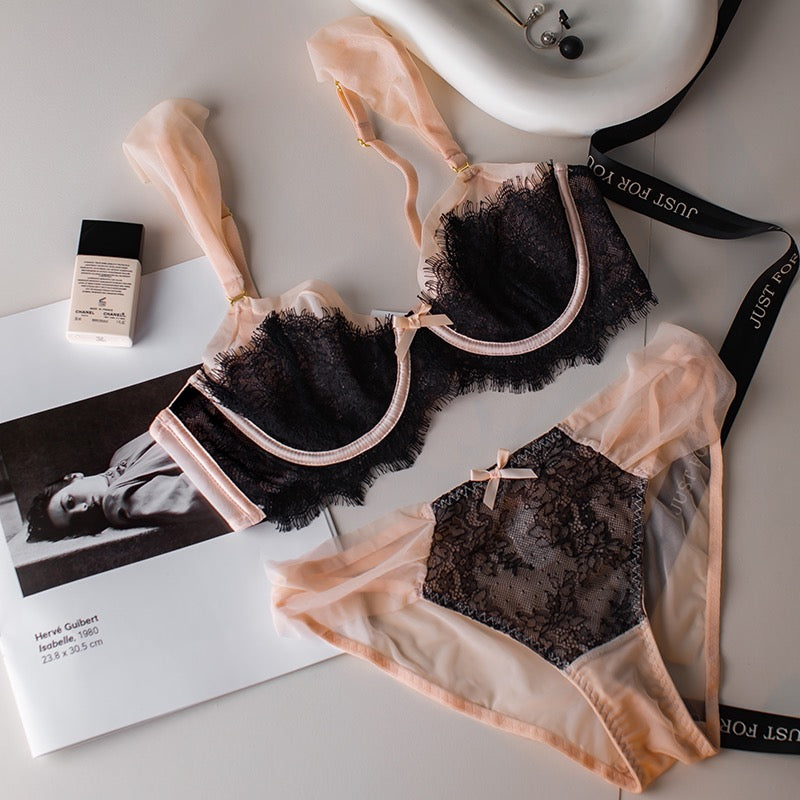 French style ultra-thin underwear women's big breasts are small and thin lace soft steel ring bra set sexy small breasts slightly gathered