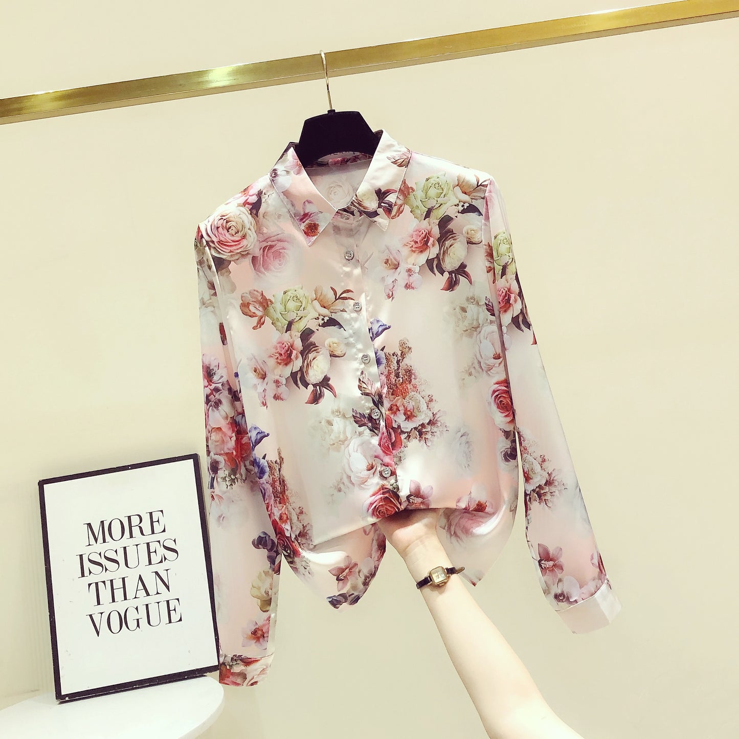High-end sense shirt women's light luxury long-sleeved early autumn new European station fashion foreign temperament retro chiffon floral top