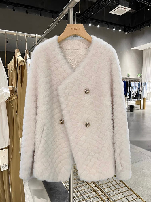 2022 autumn and winter new beige small fragrance temperament lamb wool coat female elegant all-match casual top
