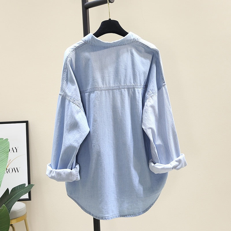 Design sense niche denim shirt women 2023 spring new light familiar style striped stitching shirt retro thin coat