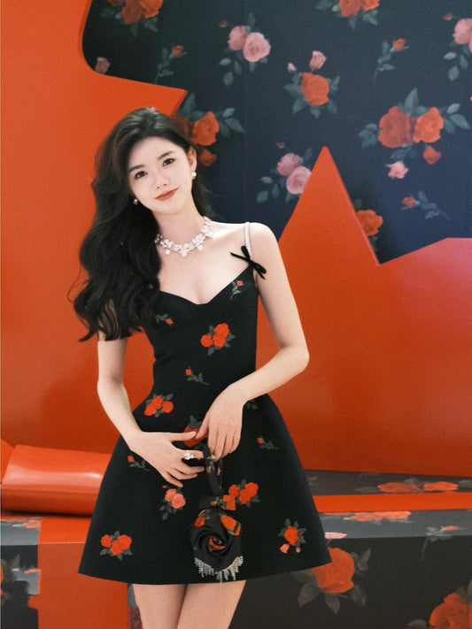 MOXIMOXI Rose Spring Lolita Rose Embroidery Belt Diamond Corset Slim Suspender Dress