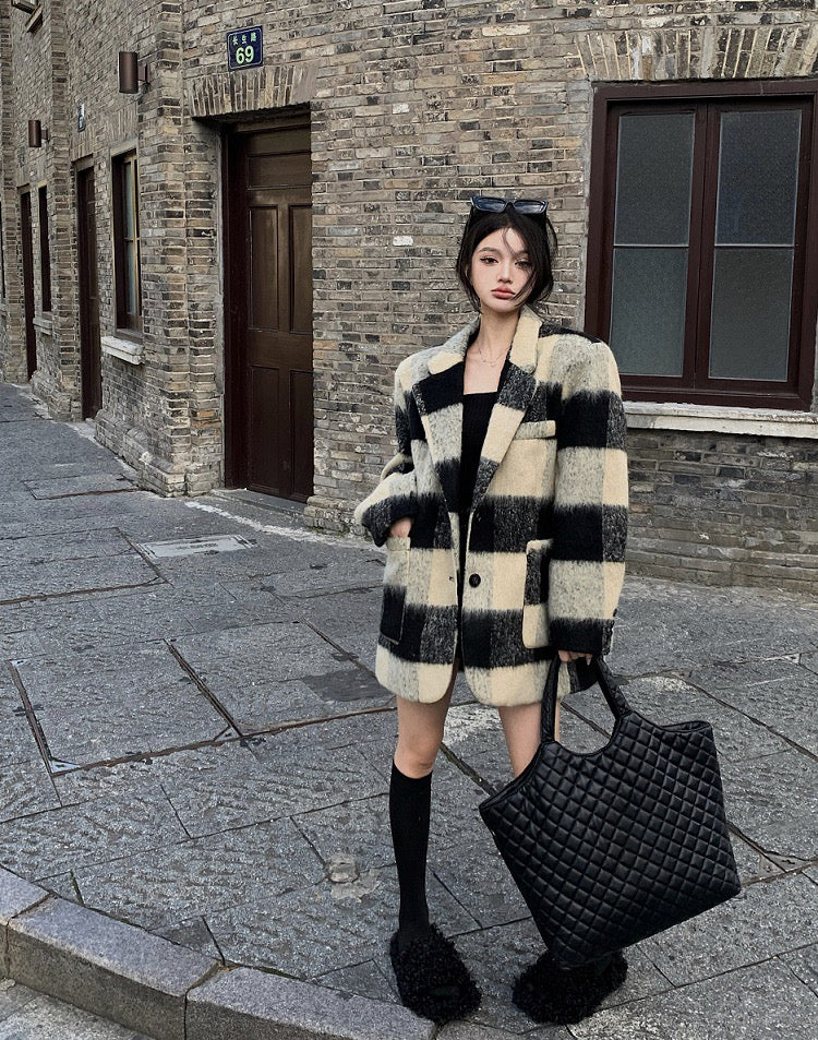 Korean plaid woolen suit jacket women's autumn and winter mid-length Hepburn style loose temperament thickened woolen coat