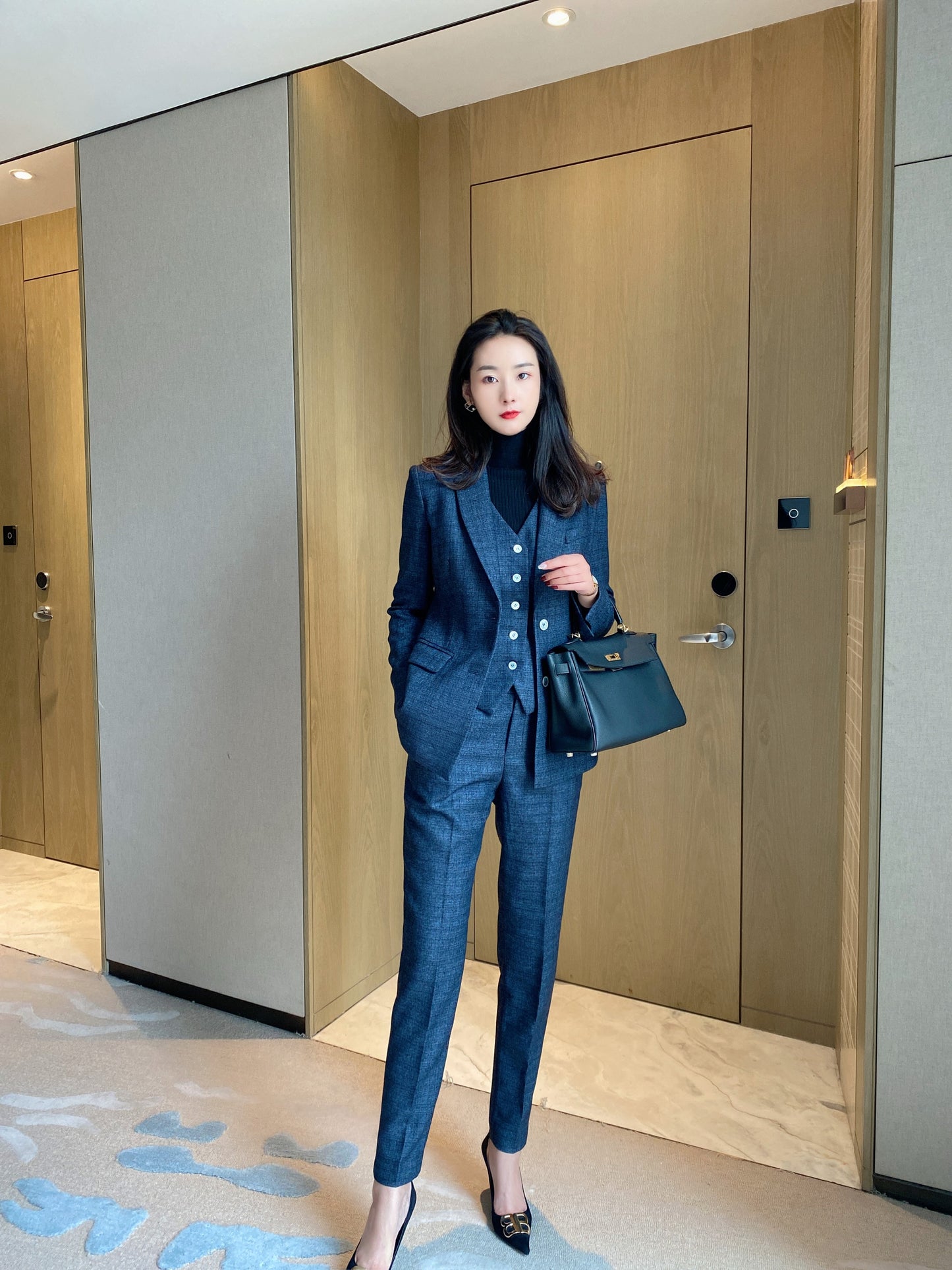 2021 Autumn and Winter New Thick Wool Suit Tibetan Blue OL Casual Fashion Vest Top Pepper Pants Three-piece Set