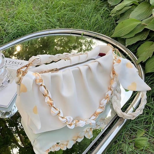 Folded niche design unique high-end sense bag women's summer 2022 new trendy all-match messenger bag underarm shoulder bag