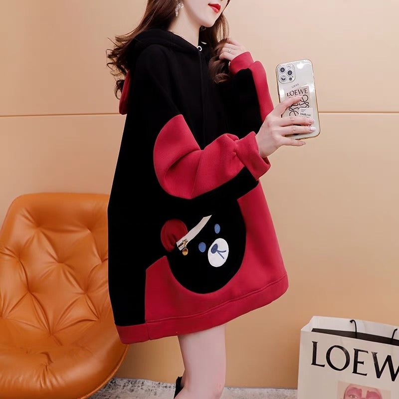 Fleece and thickened hooded sweater women's 2022 new autumn and winter hot style fashion western style age-reducing loose design coat