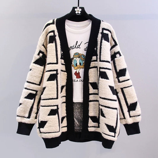Contrasting color rhombus sweater jacket women's autumn and winter 2022 new loose and lazy style mid-length Western-style knitted cardigan