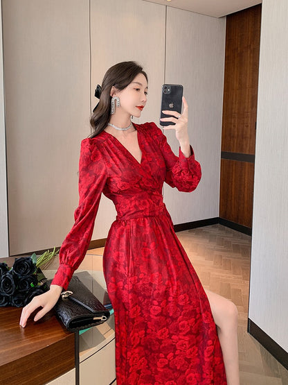 European Station Autumn and Winter Long Dress Stunning Temperament Retro Red Long Sleeves High Sense Waist French Floral Dress