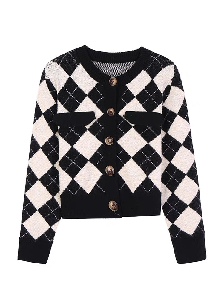 Da C Lai Ye Lingge cardigan knitted jacket women's autumn 2022 new Korean version high-end retro sweater top