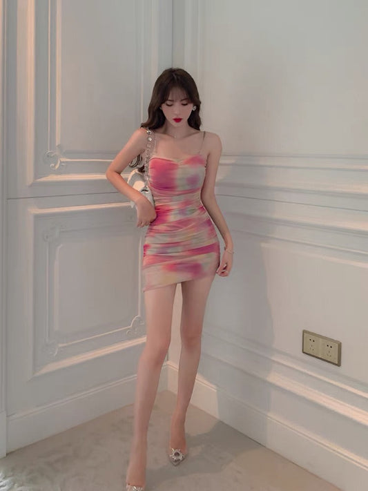 European station can be salty and sweet color suspender dress 2022 new summer temperament slim bag hip small skirt