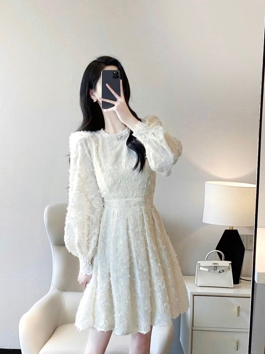 Lace dress women's 2022 autumn and winter new French style temperament ladies sweet waist slimming bottoming a-line skirt