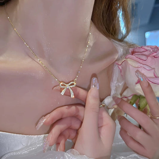Summer light luxury micro-inlaid zircon bow necklace women's 2022 new niche design clavicle chain necklace trend