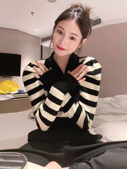 Lapel striped puff sleeve knitted sweater women's autumn French niche design sense polo shirt fashion western style long-sleeved top